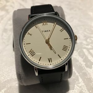 Men’s Southview Black/Cream Leather Strap Watch